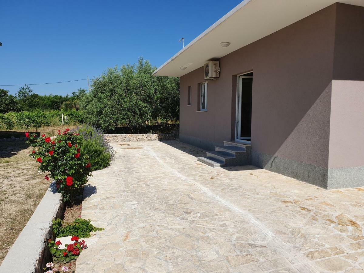 Holiday Home Kastela Village Exterior photo
